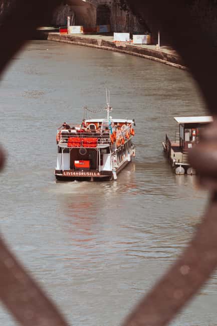Rome: Tiber River Hop-On Hop-Off Boat Tour Ticket - How the route works: frequent departures, one-hour loops, and smart pacing
