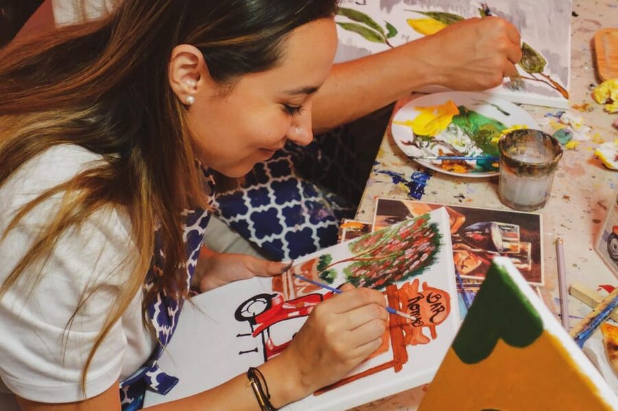 Rome: Tipsy Painting Class with Fine Wine and Arts - Key highlights that make this class worth your evening