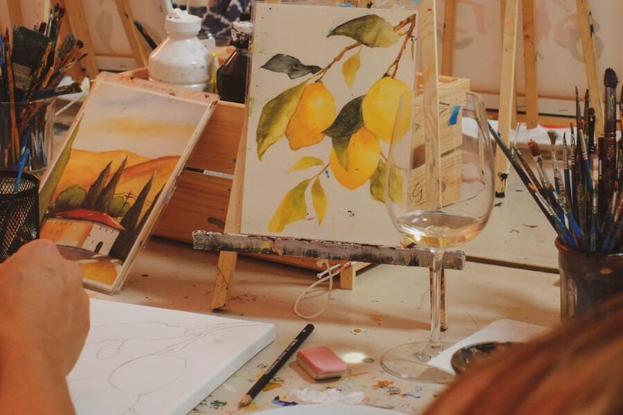 Rome: Tipsy Painting Class with Fine Wine and Arts - Entering a 17th-century palazzo studio in Rome