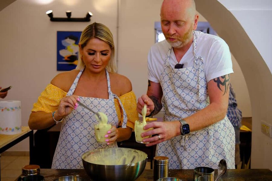 Rome: Tiramisu and Pasta Cooking Class near the Colosseum - Handmade Pasta: Rolling, Cutting, and Choosing Your Roman Sauce