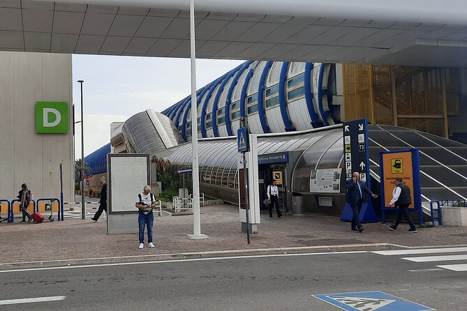 Rome to Fiumicino airport - Private Transfer - Inside the car: air-conditioning, cleanliness, and ride flow