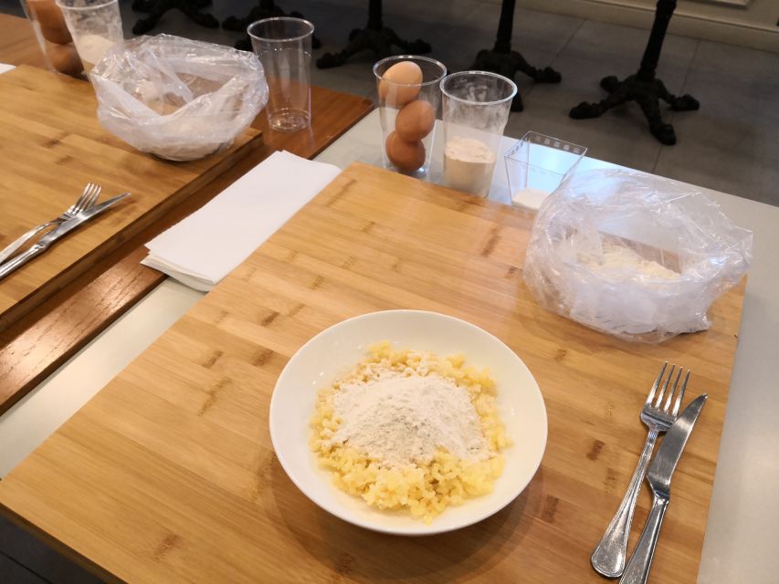 Rome: Traditional Cooking Class in the Jewish Ghetto - Why the Jewish Ghetto is the right place to learn pasta