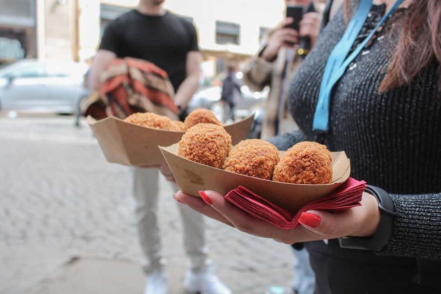 Rome: Trastevere and Campo de Fiori Food Tour - Campo de’ Fiori street food moment: supplì and classic Roman comfort