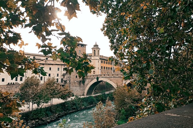 Rome: Trastevere Food Tour Wine Tasting and Local Expert Guide - Drinks on the Walk: Included Wine and Beer, Not Just One Sip