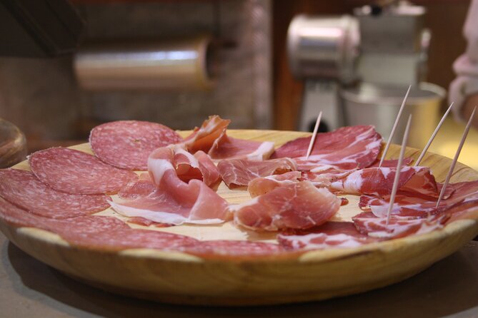 Rome: Trastevere Food Tour Wine Tasting and Local Expert Guide - Meeting Point, Timing, and the Walking Reality (4 Hours, Moderate Pace)