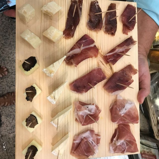 Rome: Trastevere Guided Food and Wine Tour with 20+ Tastings - Wine and pace: how to stay happy through 4 hours