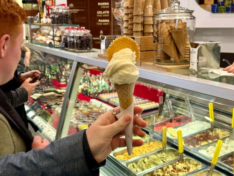 Rome: Trastevere Street Food Walking Tour with Local Expert - Old Traditions Meet Cured Meats: Santa Cecilia and the Shops People Still Use