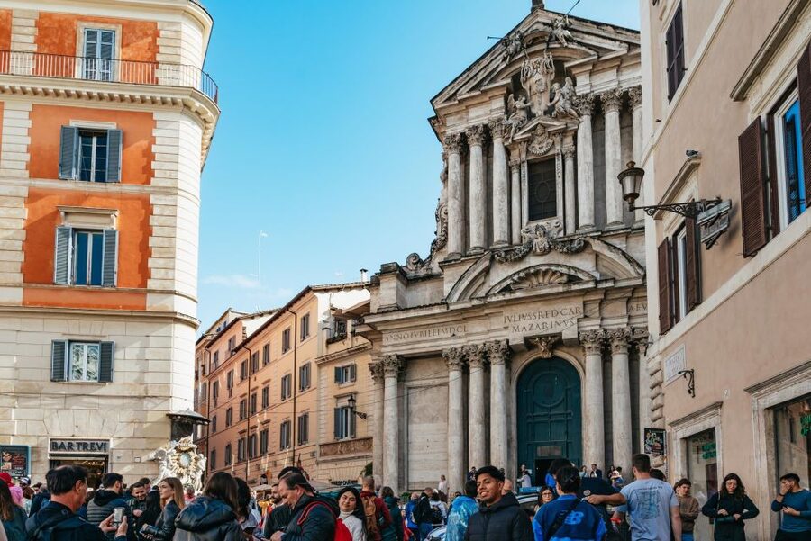 Rome: Trevi Fountain and Underground Guided Tour - Vicus Caprarius: ruins beneath modern streets