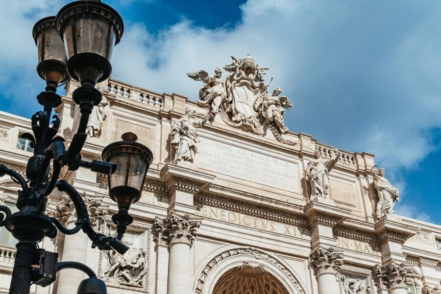 Rome: Trevi Fountain and Underground Guided Tour - How the guides change everything (Mario, Francesca, Anestis)