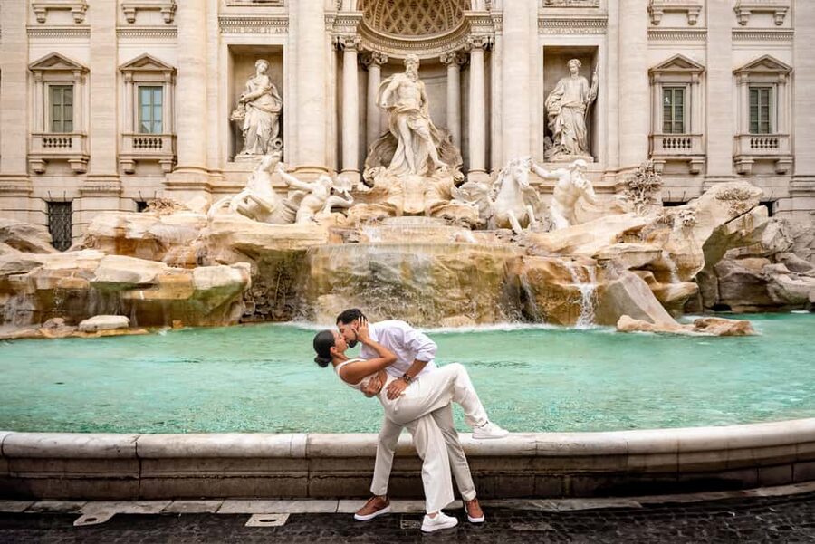 Rome: Trevi Fountain Photoshoot – Private & Personalized - What to Bring (and What to Skip) for a Smooth Shoot