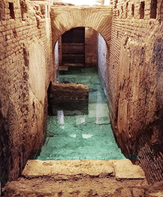 Rome: Trevi Fountain Underground Small Group Tour - The Tour Flow: Small Group Energy and Headsets That Actually Help