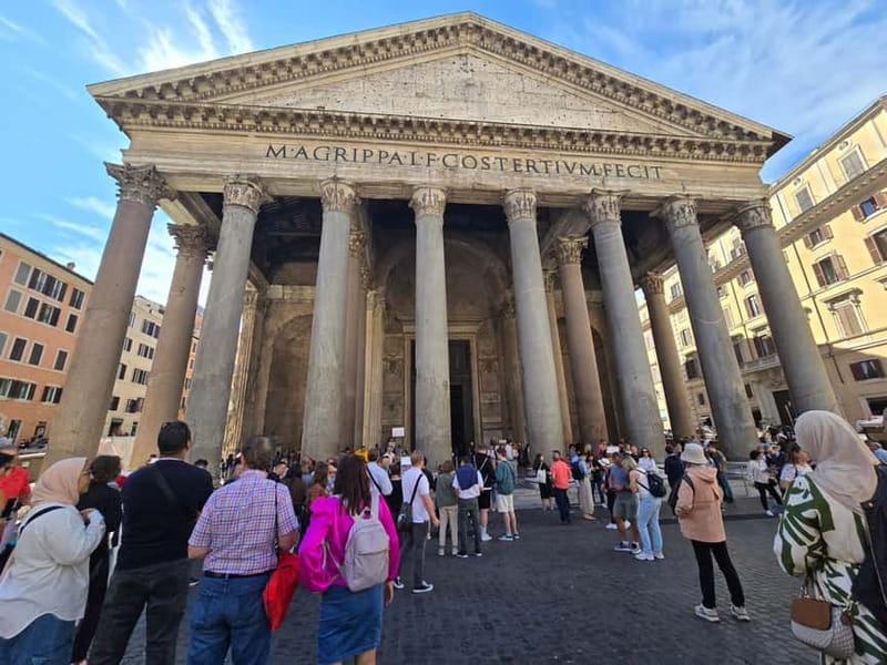 Rome: Tuk Tuk Tour of the Rome City Center - Stop 2: Colosseum photo stop in a tight 10 minutes
