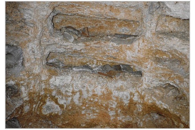 Rome Underground Catacombs Small-Group Tour - Inside Catacombe di Domitilla: what you’ll actually see