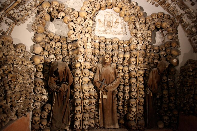 Rome Underground: Catacombs Tour, Aqueducts and Appian Way - San Sebastiano or Domitilla catacombs: quieter by design