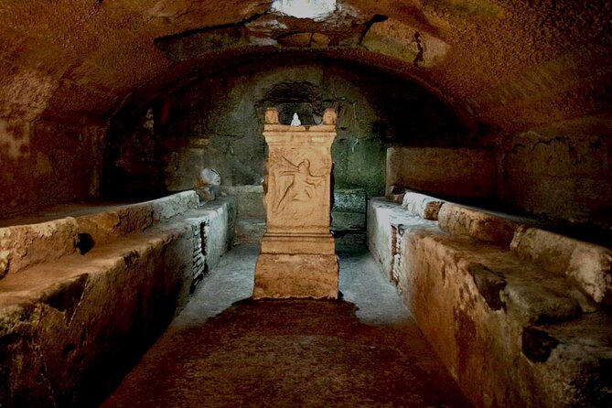 Rome: Underground Temples and Crucifixion Relics Walking Tour - The Holy Stairs at the Pontifical Sanctuary: devotion you can feel