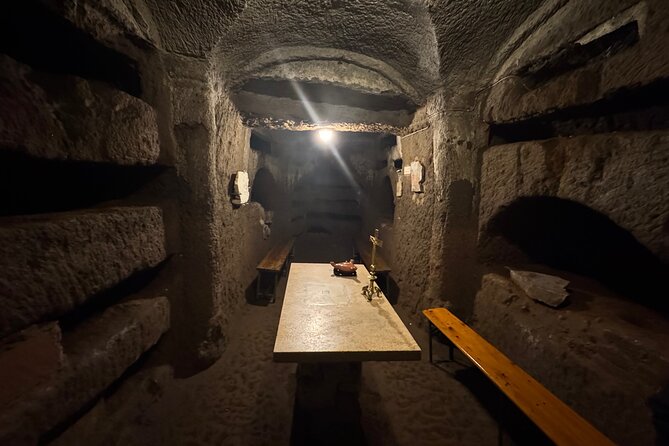 Rome Underground Tour: Catacombs, Crypts & Secrets with Transfers - Crowds, timing, and heat: how this tour plays in real Rome weather