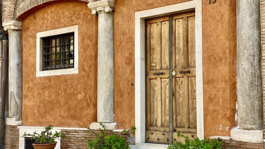 Rome: Underground Trastevere Guided Walking Tour - Key things to know before you go