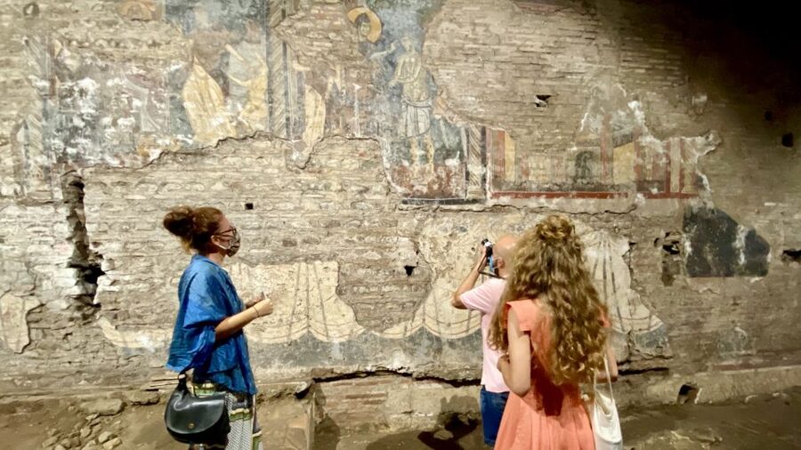 Rome: Underground Trastevere Guided Walking Tour - Basilica di San Crisogono: medieval beauty with a 4th-century heartbeat