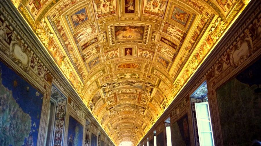 Rome: Vatican City and Catacombs Full-Day Guided Tour - Catacombs and the Underground Story Beneath Rome