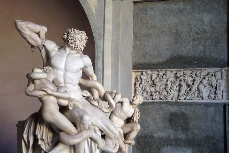 Rome: Vatican Early Morning Private Tour - Gallery of the Candelabra: classical sculpture with a guide’s context