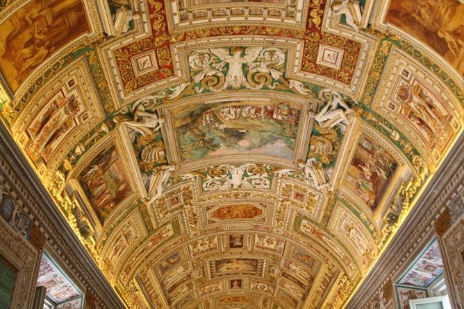 Rome: Vatican Museum, Sistine Chapel & St. Peter's Basilica - Price and logistics: what you’re paying for and what you should plan