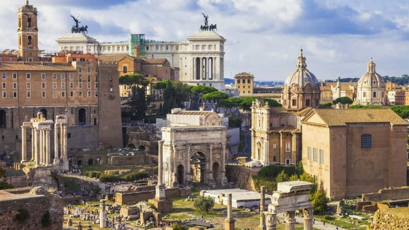 Rome: Vatican Museum Tour and Colosseum Experience - Sistine Chapel: standing close to the paintings