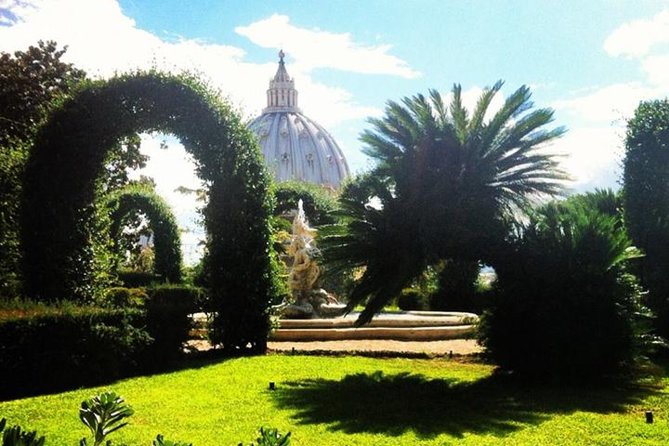 Rome: Vatican Museums and Gardens Private Tour - Pick up included - Giardini Vaticani: monuments, hedges, cedars, and that pope-quiet feeling