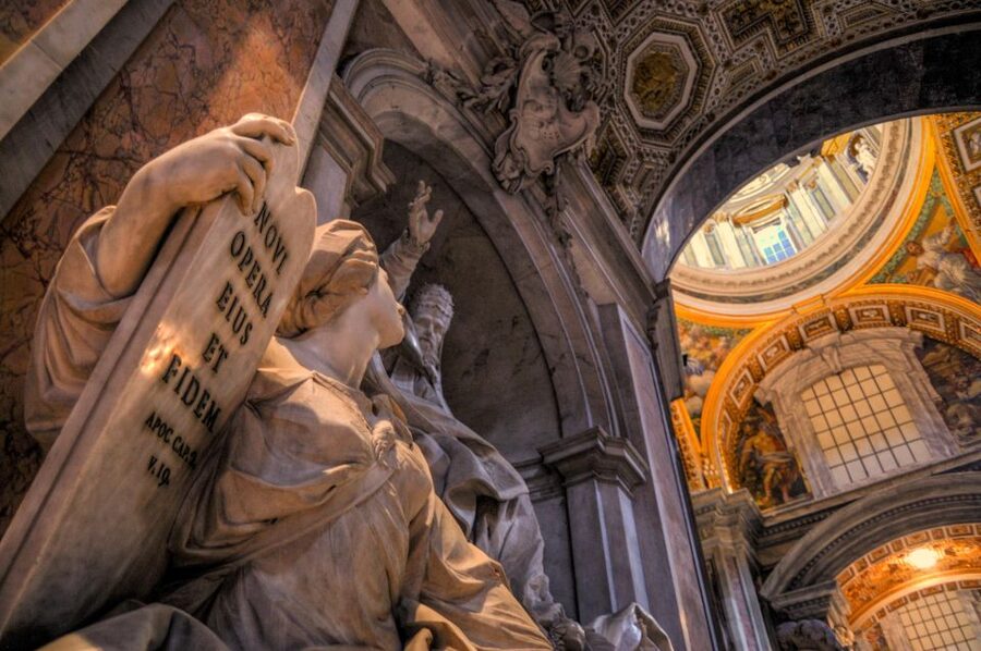 Rome: Vatican Museums and Sistine Chapel Tour with Ticket - Gallery of Candelabra, Tapestries, and Maps: art as storytelling