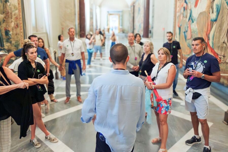 Rome: Vatican Museums & Sistine Chapel Fun Tour with Entry - Key highlights you’ll actually feel during the tour