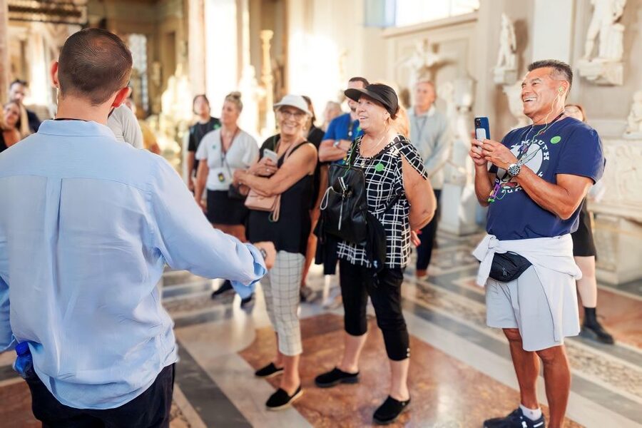 Rome: Vatican Museums & Sistine Chapel Fun Tour with Entry - Vatican Museums courtyard stops: the view first, then the story