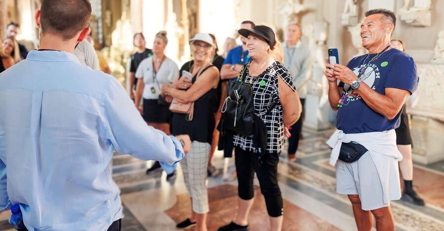 Rome: Vatican Museums & Sistine Chapel Fun Tour with Entry - Statues that change how you see the museum rooms