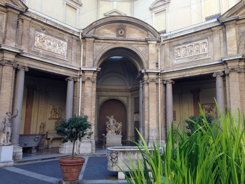 Rome: Vatican, Sistine & St. Peter's Fast Track Private Tour - St. Peter’s Basilica VIP finish: from Bernini’s canopy to the square