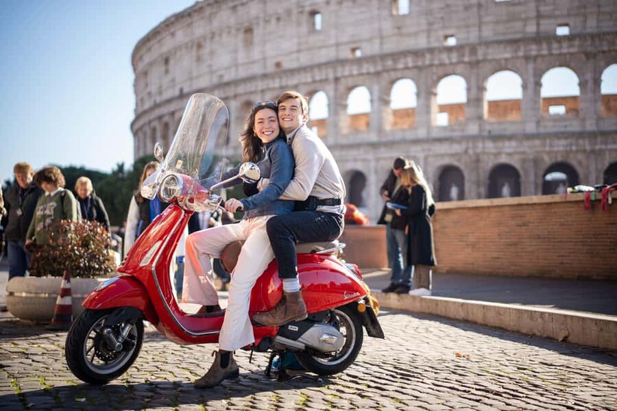 Rome: Vespa Photo Tour with City Center Pickup - Key points that make this Vespa photo tour worth it