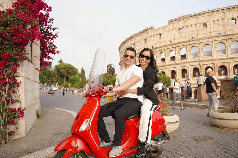 Rome: Vespa Photo Tour with Historic City Highlights - Janiculum Hill at sunset: the view break you’ll remember