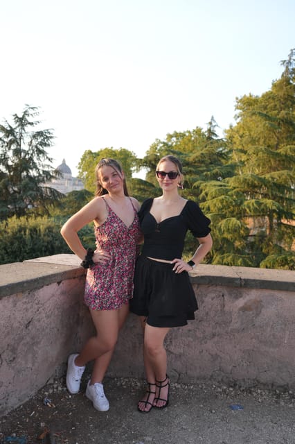 Rome: Vespa Photo Tour with Historic City Highlights - Castel Sant’Angelo pass-by and the glide to Piazza Navona