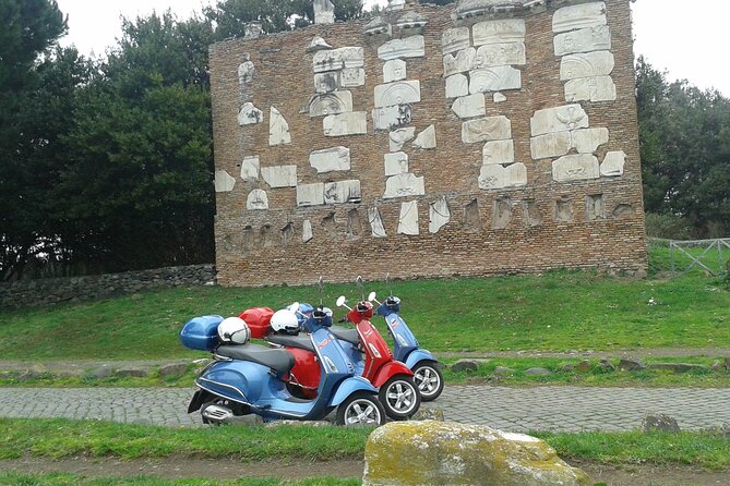Rome Vespa Primavera 125 cc Rental - 72 Hours Rental - Overnight parking near the Colosseum: the hidden convenience