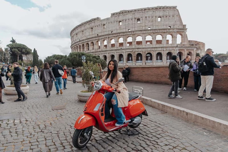 Rome: Vespa Ride in the Streets with Photography - Orange Garden (Giardino degli Aranci): calm photos with skyline views