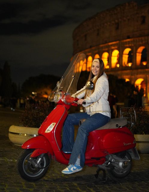 Rome: Vespa Scooter Night Tour with Pro Photographer service - Safety, Helmets, and the Friendly Professional Approach