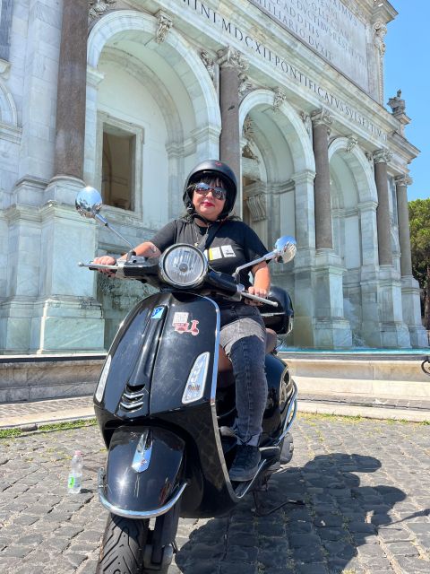 Rome: Vespa Self-Drive Tour with Gelato - Piazza Venezia to the Colosseum: getting iconic photos without the slog