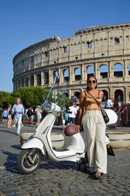 Rome: Vespa tour “When in Rome” with Dessert and Photography - Giardino degli Aranci: Orange-Tree Views and the Optical Illusion