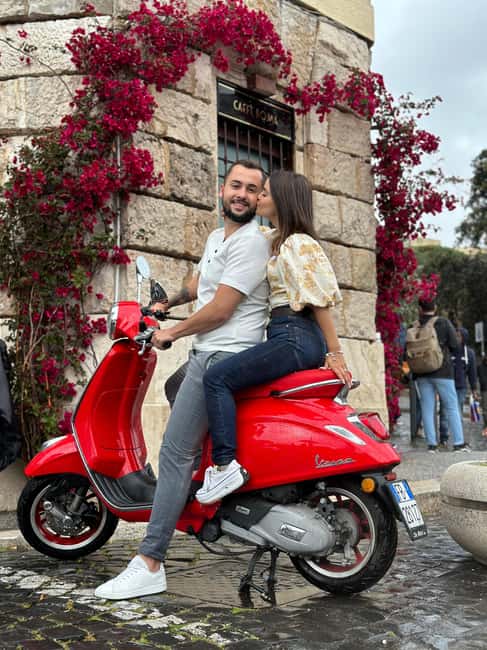 Rome: Vespa Tour with Local Guide - Villa Borghese and Piazza del Popolo: classic Rome, calmer timing