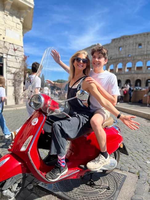Rome: Vespa Tour with Local Guide - Mouth of Truth and Fontana dell’Acqua Paola: legend and water on the same route