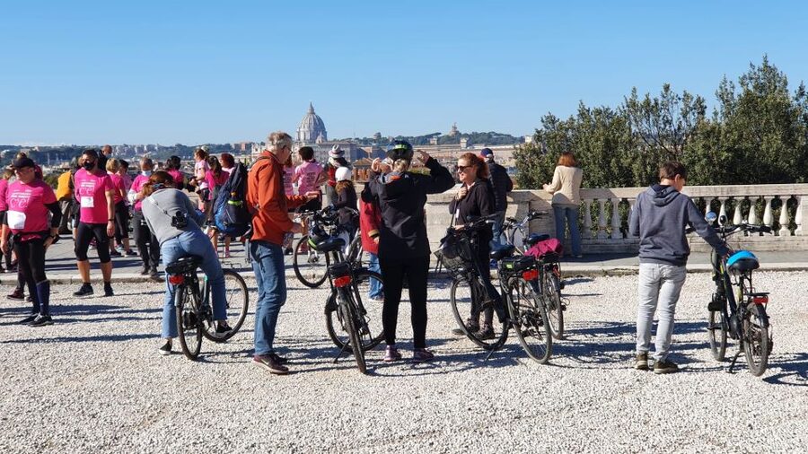 Rome: Villa Borghese E-Bike Tour (Small Group or Private) - Pincio Terrace Over Piazza del Popolo: The View That Makes Rome Feel Big