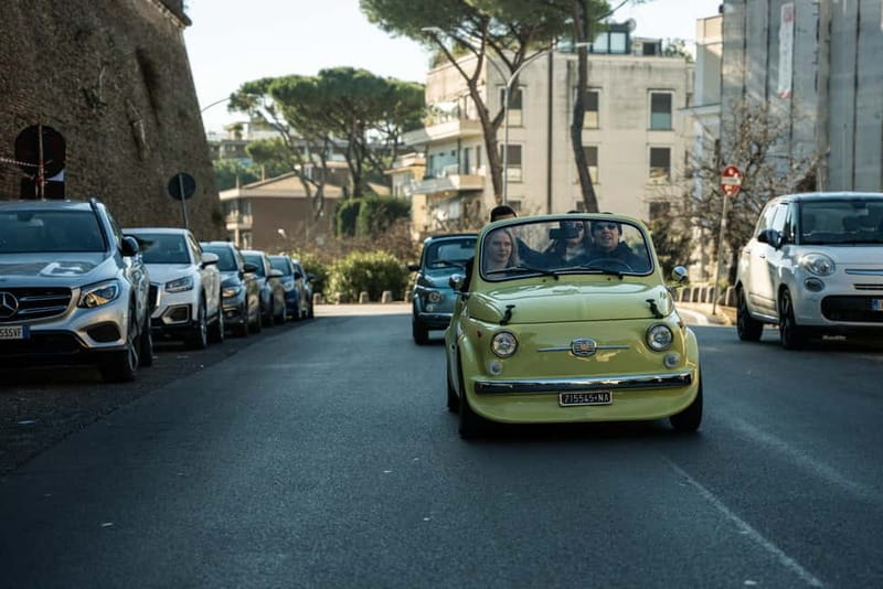 Rome: Vintage Fiat 500 Cabriolet Private City Tour - Fontana dell’Acqua Paola: the break that makes the tour feel human
