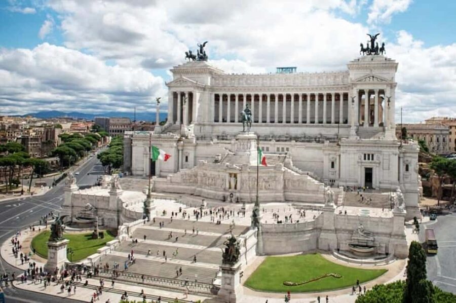 Rome: Vittoriano Monument With Panoramic Terrace Entry Visit - Rooftop terrace views: what you’ll actually be able to spot