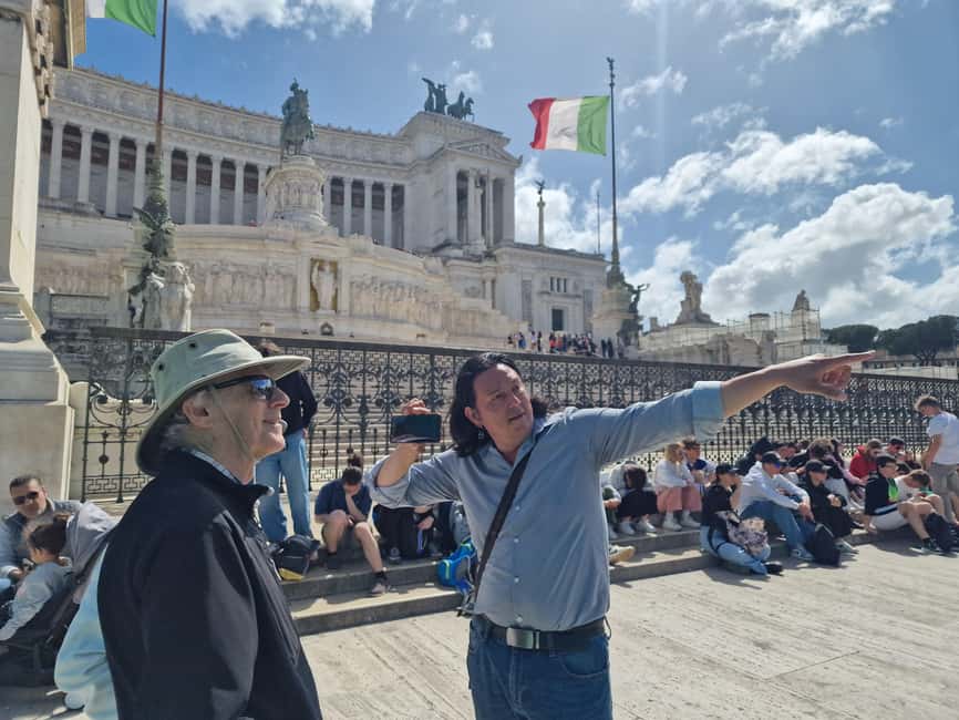 Rome: Walking Tour of World War 2 in Rome - The Roman Forum and Capitoline Hill: when ancient stones get reused