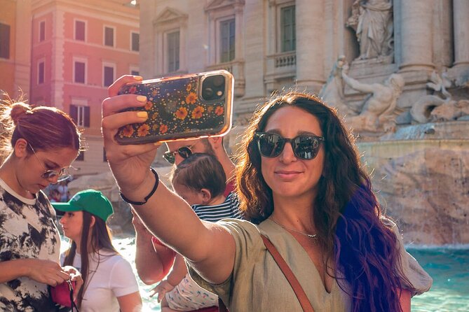 Rome Walking Tour: Pantheon, Trevi, Navona & Hidden Gems - Trevi Fountain in 30 Minutes: The Photo Magnet With Real Context