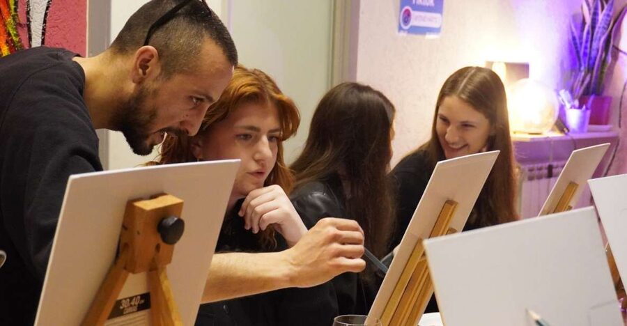 Rome: Wine and Paint Experience in Piazza Navona - Getting to Corso Vittorio Emanuele II 154 (and Not Missing the Start)