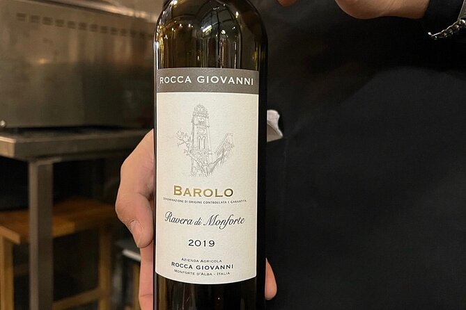 Rome: Wine Tasting and Food Pairing with gelato in Trastevere - Food pairings that make the logic click (pecorino, aged balsamic, truffles)
