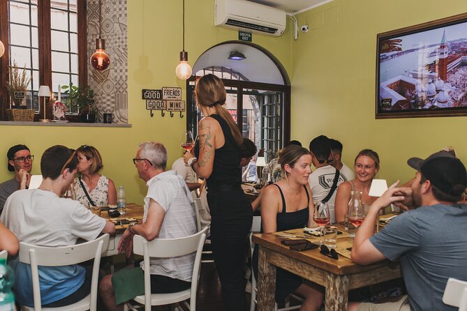 Rome: Wine Tasting in Trastevere with Food and Gelato - The 90-minute flow at Fonte della Salute (and why it works)